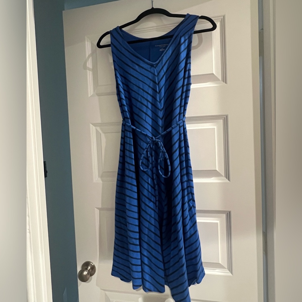 Liz Lange Maternity, Size M, Blue w/ Black Stripe Midi Dress, Tie around Waist